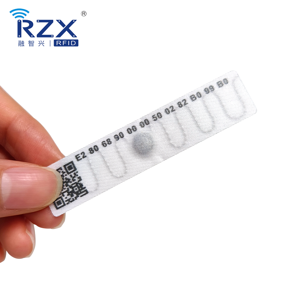 RFID洗衣標(biāo)簽（噴序列號(hào)、QR碼、帶背膠） (2).jpg