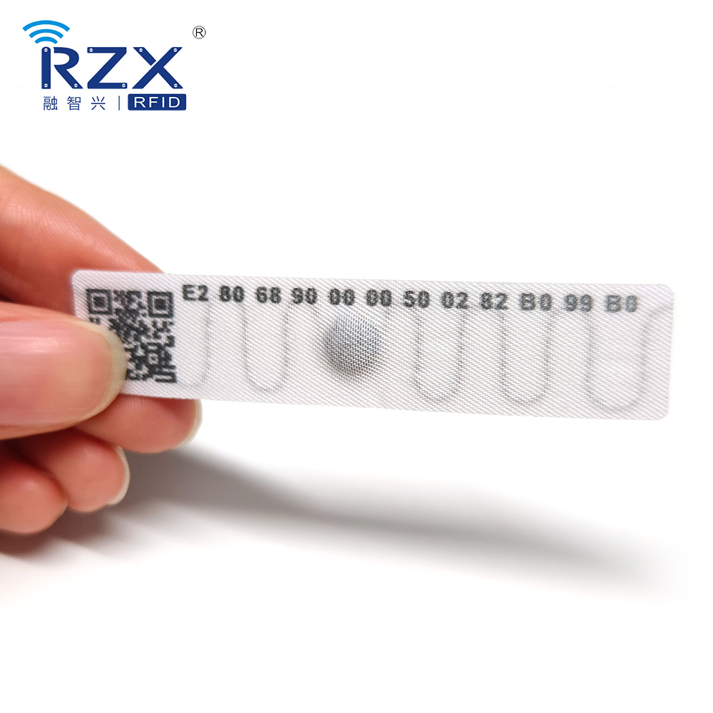 RFID洗衣標(biāo)簽（噴序列號(hào)、QR碼、帶背膠） (1).jpg